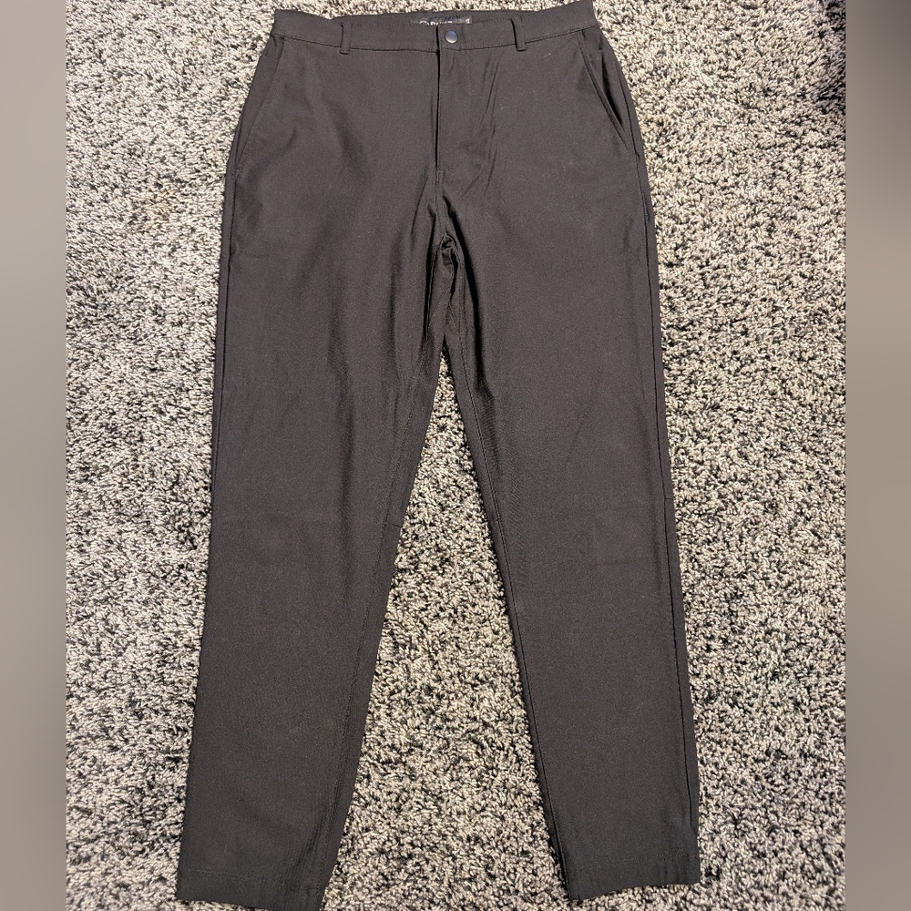 Cuts AO Joggers Black L